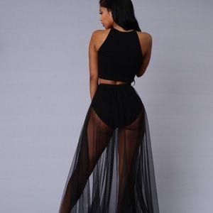 Fashion Nova Prima Donna skirt (black)